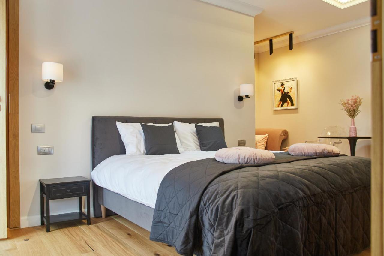 Apartament Tango La Casa Piano House ,Cu Parcare Alba Iulia Eksteriør bilde